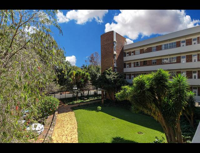 3 BEDROOM APARTMENT FOR SALE IN ILLOVO